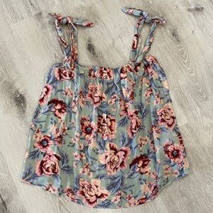 American Eagle off shoulder / tie floral top